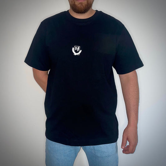 ESSENTIAL SHIRT - black.